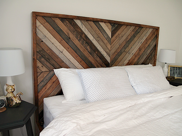 West Elm Inspired "Alexa" Bed: http://sharktails.ca/2016/06/06/west-elm-inspired-alexa-bed/
