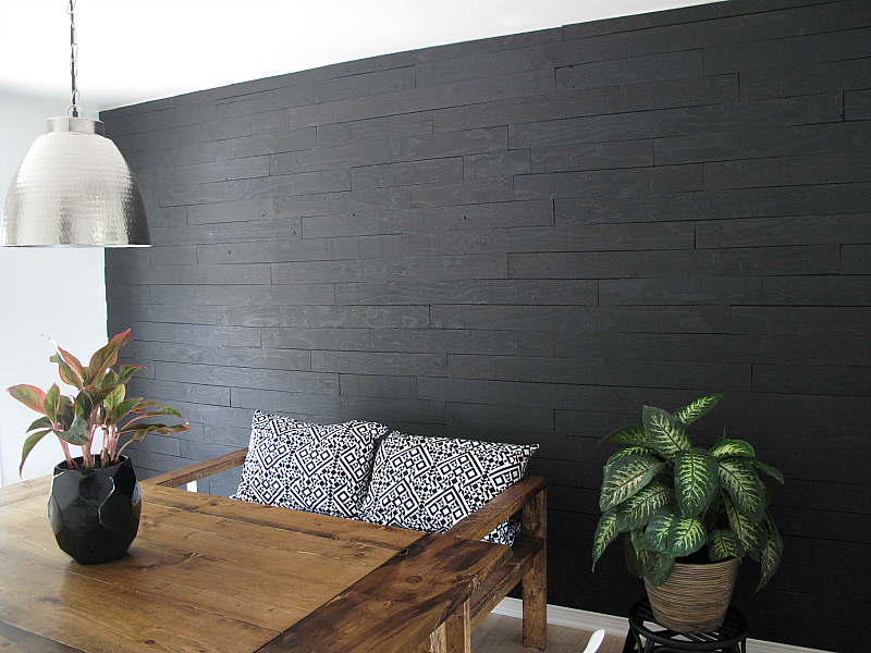 Black Plywood Ship-Lap Wall: http://sharktails.ca/2016/08/22/black-plywood-accent-wall/ ‎