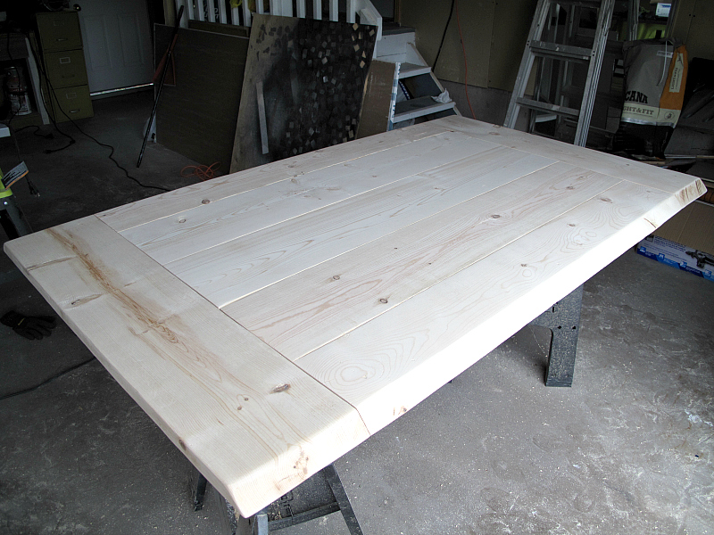 Dining Room Table: http://sharktails.ca/2016/08/14/build-a-75-dining-table-free-plans/