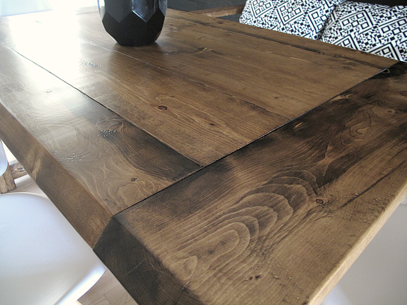 Dining Room Table: http://sharktails.ca/2016/08/14/build-a-75-dining-table-free-plans/