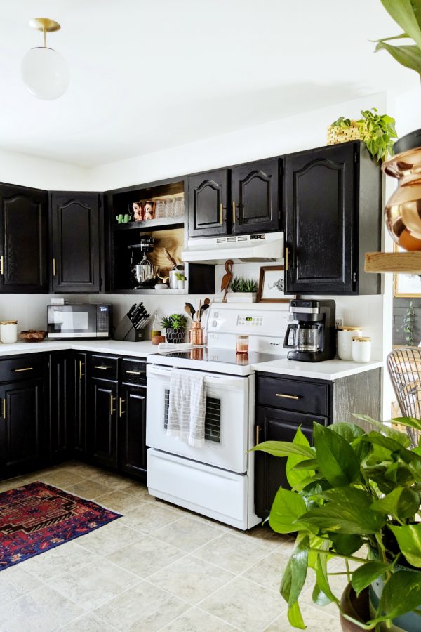 Mini-Kitchen Makeover (for under $1000!)